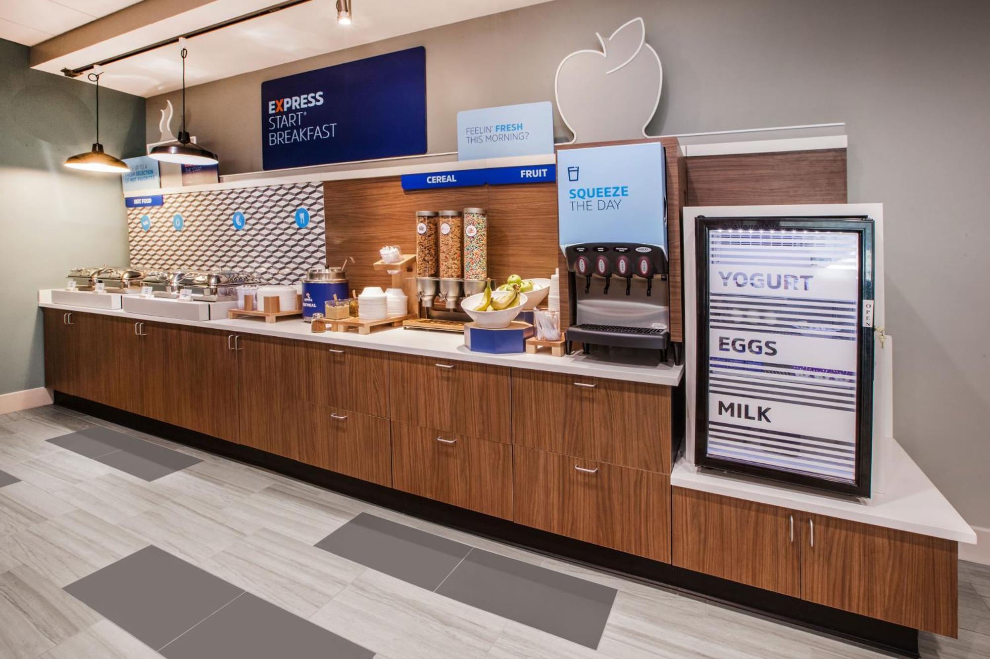 Holiday Inn Express Hotel & Suites Barrie By Ihg Exterior foto